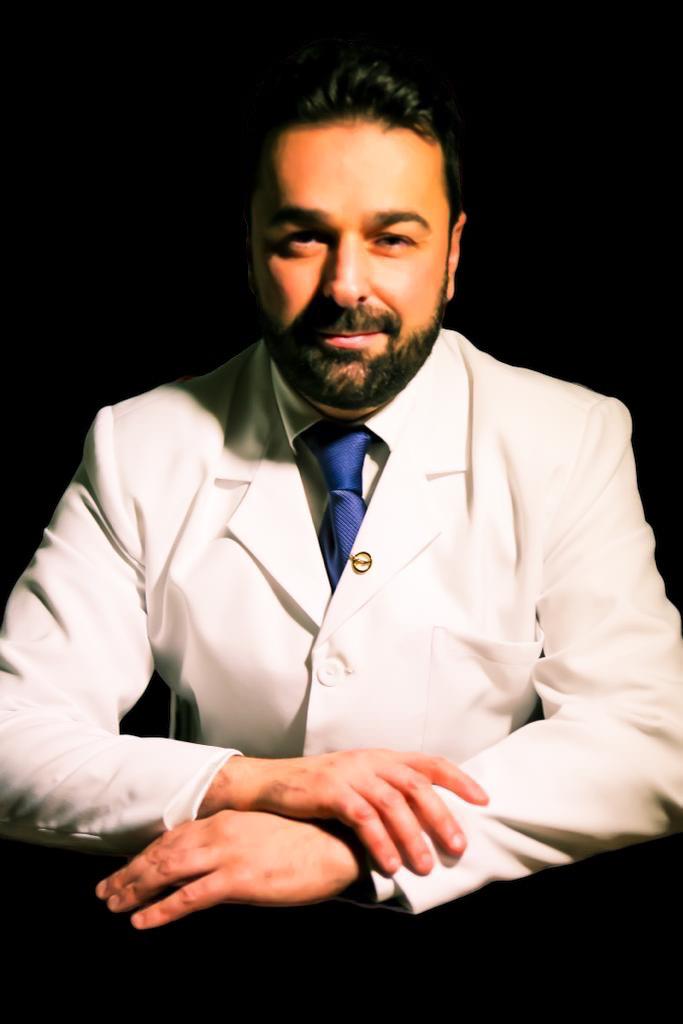 Dr Felipe Massignan